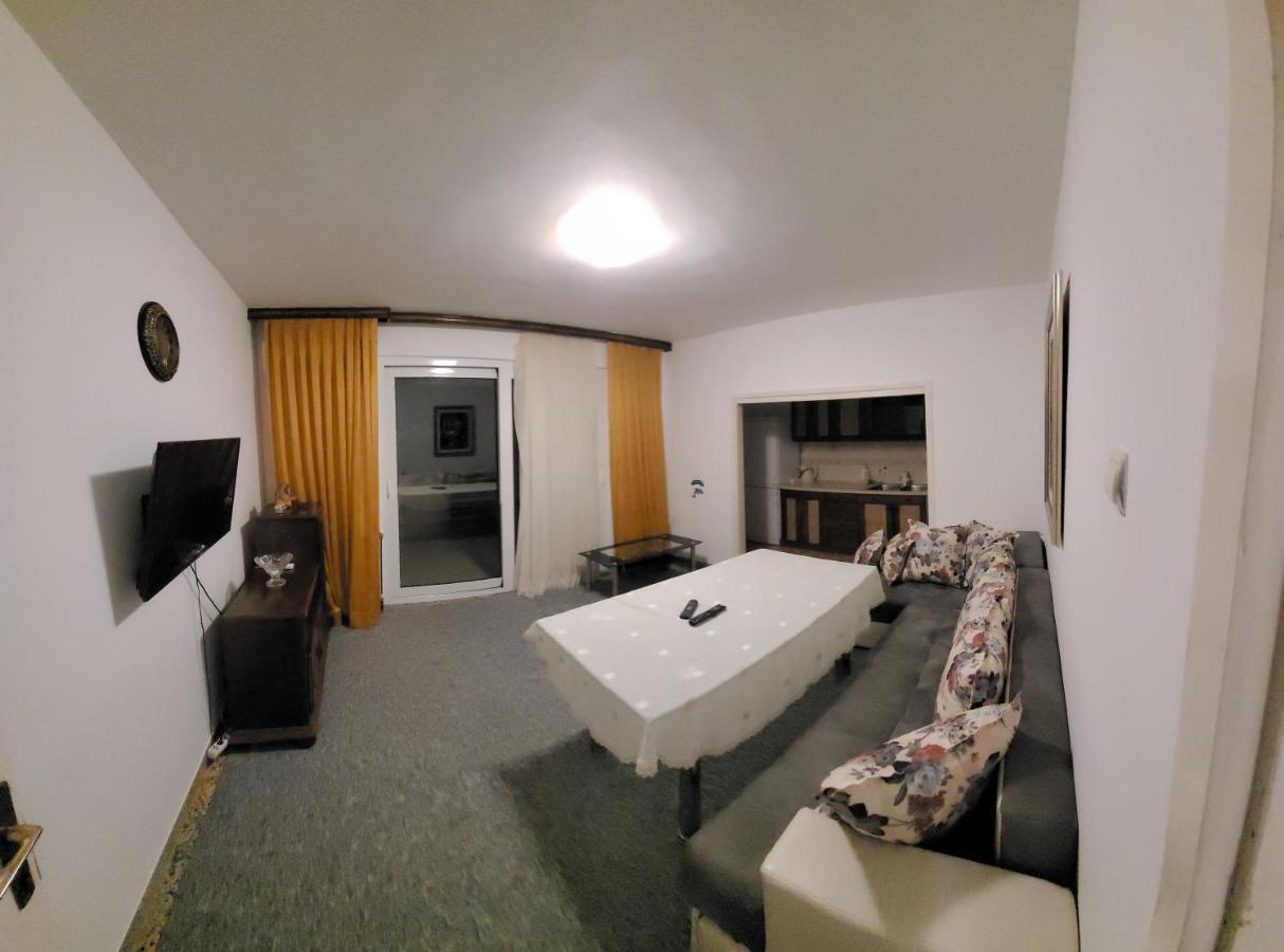 Majka Apartments โกตอร์ ภายนอก รูปภาพ