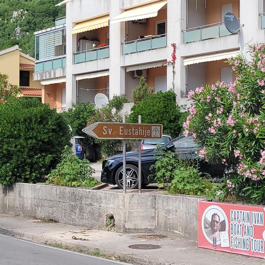 Majka Apartments โกตอร์ ภายนอก รูปภาพ